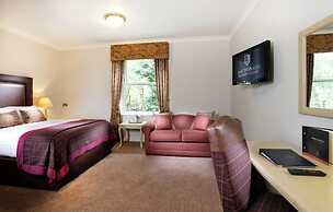 Macdonald Kilhey Court