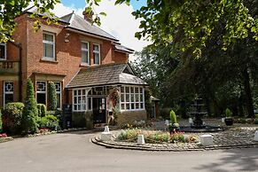 Macdonald Kilhey Court