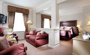 Macdonald Kilhey Court