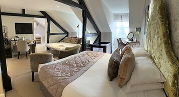 The Maids Head Hotel