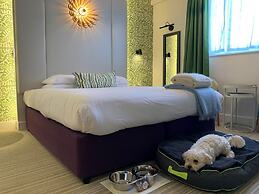 The Maids Head Hotel