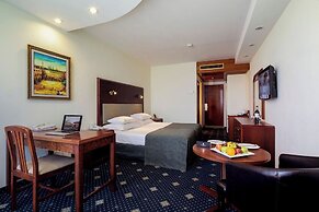 Ramada by Wyndham Jerusalem