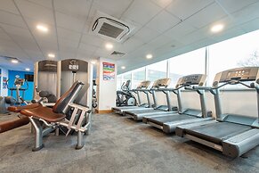 Holiday Inn Edinburgh Zoo by IHG