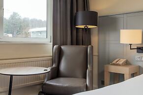 Holiday Inn Edinburgh Zoo by IHG
