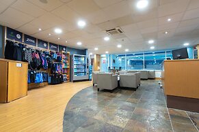 Holiday Inn Edinburgh Zoo by IHG
