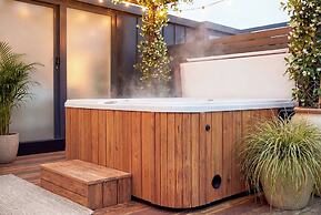 Homewood Hotel & Spa