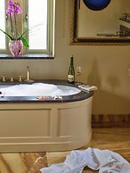 Homewood Hotel & Spa