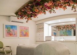 Homewood Hotel & Spa