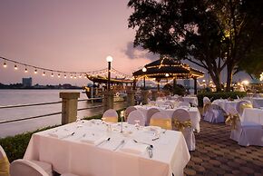 Montien Riverside Hotel Bangkok