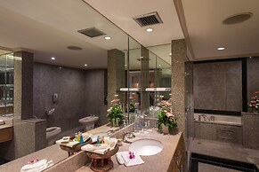 Montien Riverside Hotel Bangkok