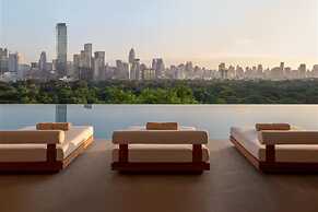 Dusit Thani Bangkok