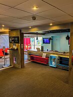 ibis Laval Le Relais d'Armor