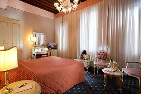 Hotel Rialto