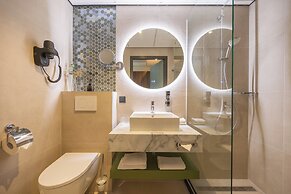 Leonardo Hotel Breda City Center