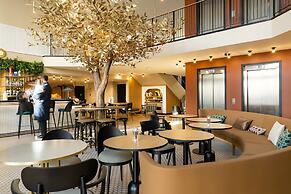 Novotel Paris Suresnes Longchamp