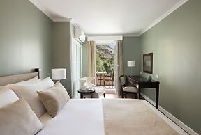 The Rock Hotel