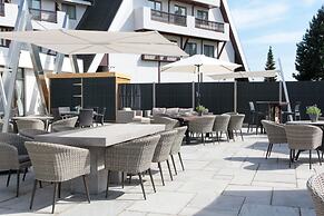 The Coppid Beech Hotel
