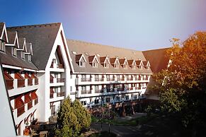 The Coppid Beech Hotel