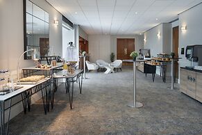 Delta Hotels by Marriott Heathrow Windsor