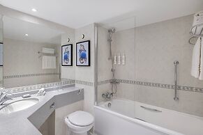 Delta Hotels by Marriott Heathrow Windsor