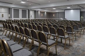 Delta Hotels by Marriott Heathrow Windsor