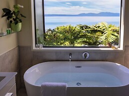 Solitaire Lodge