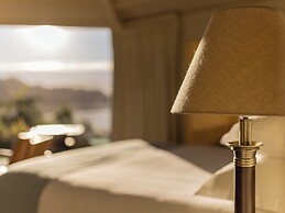 Solitaire Lodge