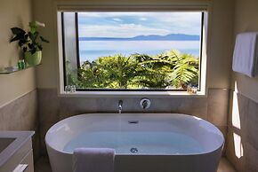 Solitaire Lodge