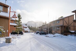 Hidden Ridge Resort