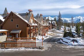Hidden Ridge Resort