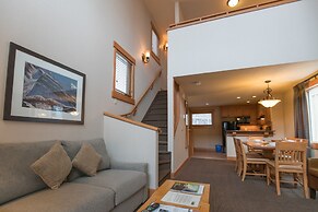 Hidden Ridge Resort