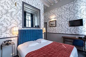Dauphine Saint Germain Hotel