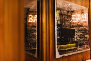 Dauphine Saint Germain Hotel