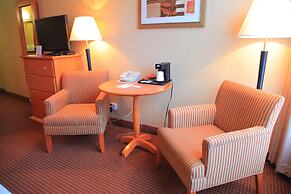 Days Inn by Wyndham Edmonton Downtown