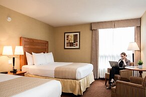 Days Inn by Wyndham Edmonton Downtown