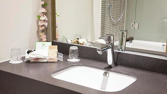 Holiday Inn Chester - South by IHG