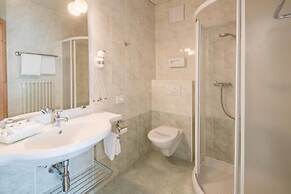 Best Western Hotel Bellevue Au Lac