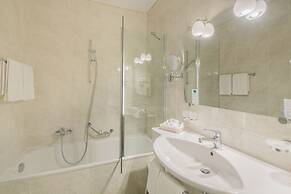 Best Western Hotel Bellevue Au Lac