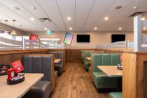 Sandman Hotel Edmonton West