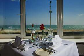 Royal Victoria Hotel