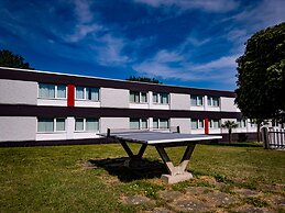 Ibis 3 Lacs Neuchatel Hotel