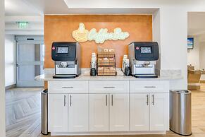 Best Western Plus Beach Resort