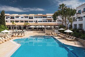 Pine Cliffs Hotel, a Luxury Collection Resort, Algarve