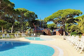 Pine Cliffs Hotel, a Luxury Collection Resort, Algarve
