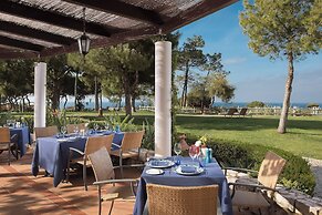 Pine Cliffs Hotel, a Luxury Collection Resort, Algarve