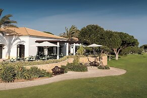 Pine Cliffs Hotel, a Luxury Collection Resort, Algarve