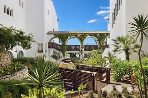 Pine Cliffs Hotel, a Luxury Collection Resort, Algarve