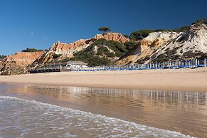 Pine Cliffs Hotel, a Luxury Collection Resort, Algarve