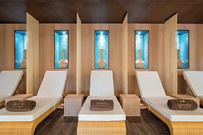 Pine Cliffs Hotel, a Luxury Collection Resort, Algarve