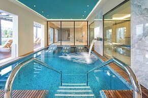 Pine Cliffs Hotel, a Luxury Collection Resort, Algarve